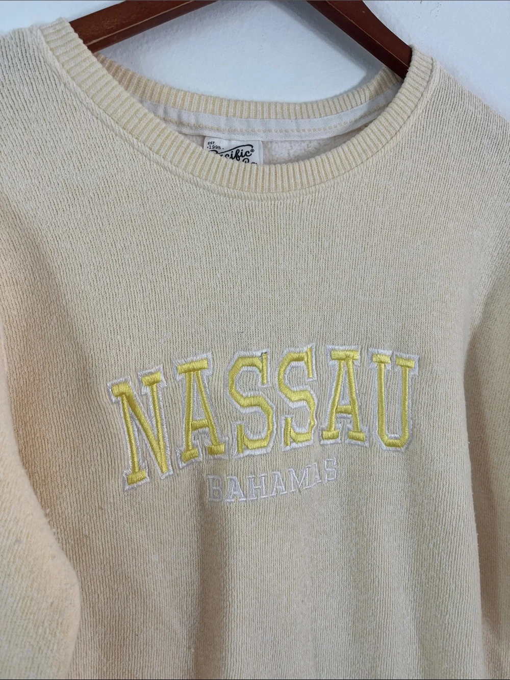 NASSAU Bahamas Cream Crewneck Sweatshirt